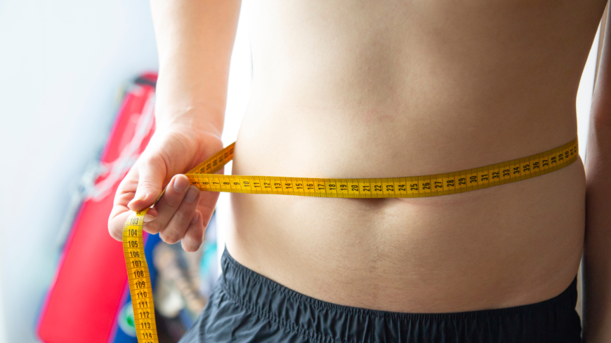 BMI är ett internationellt mått för att skatta övervikt och fetma. Att räkna ut sitt BMI kan vara användbart, men fungerar inte på alla. Foto: Shutterstock